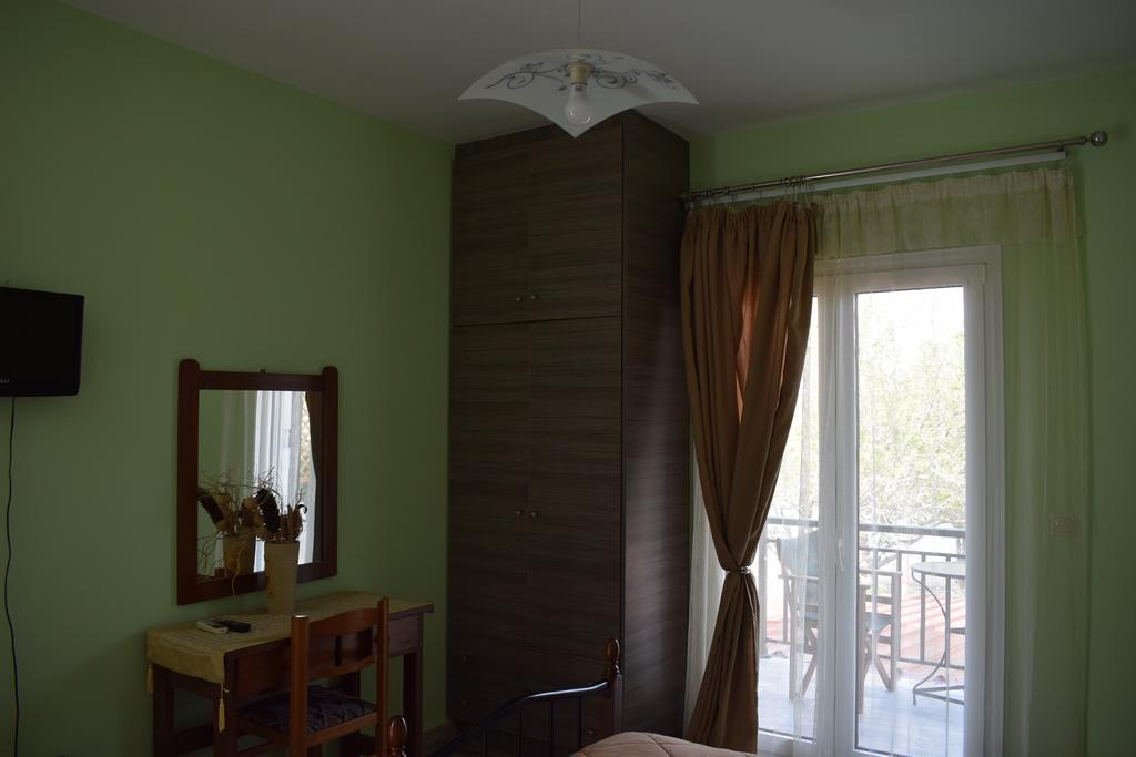 Rooms To Let To Kyma Skala Sikamineas Skala Sykamineas Exterior foto